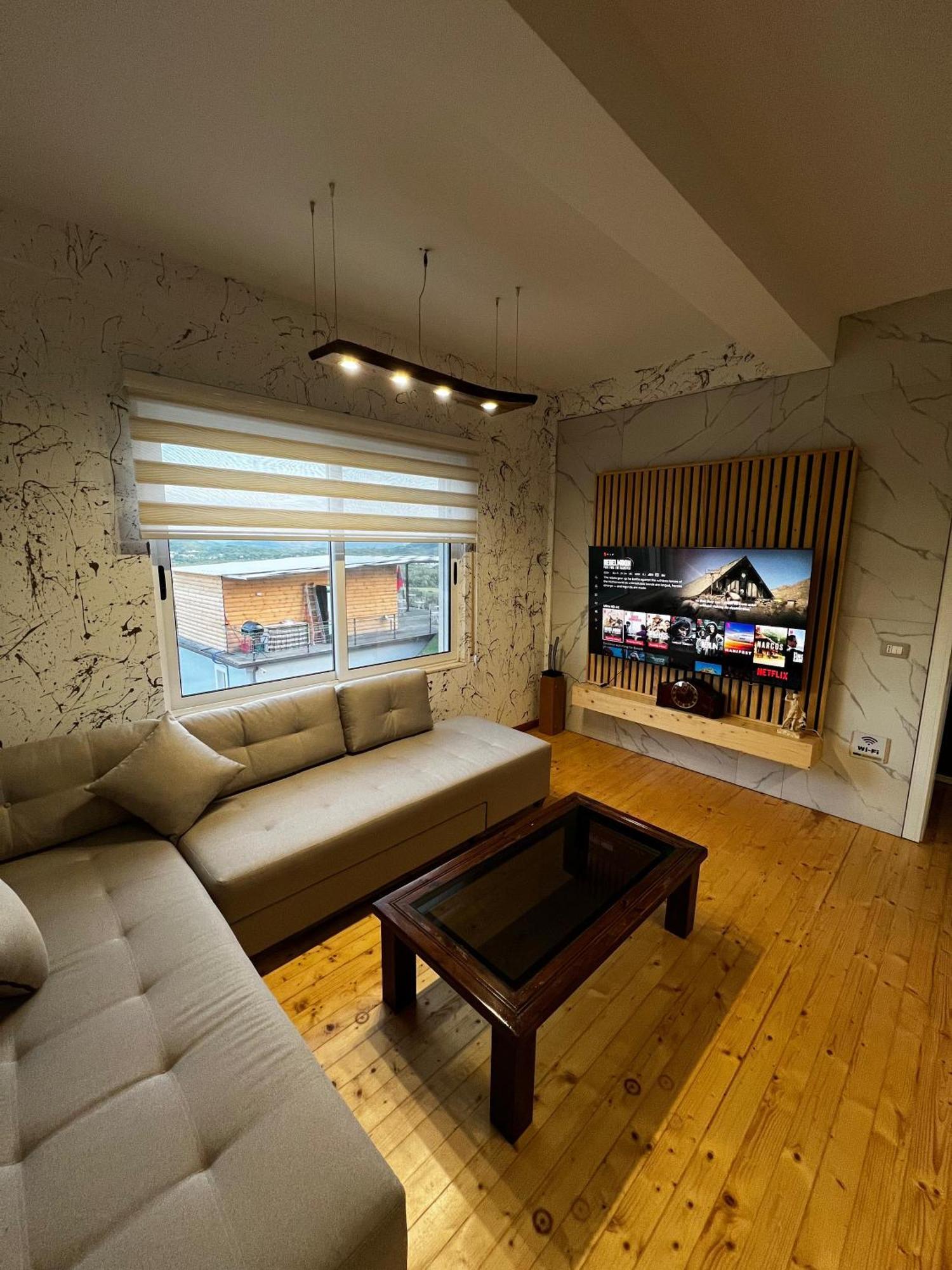 Sunhill Villa Shkodër エクステリア 写真
