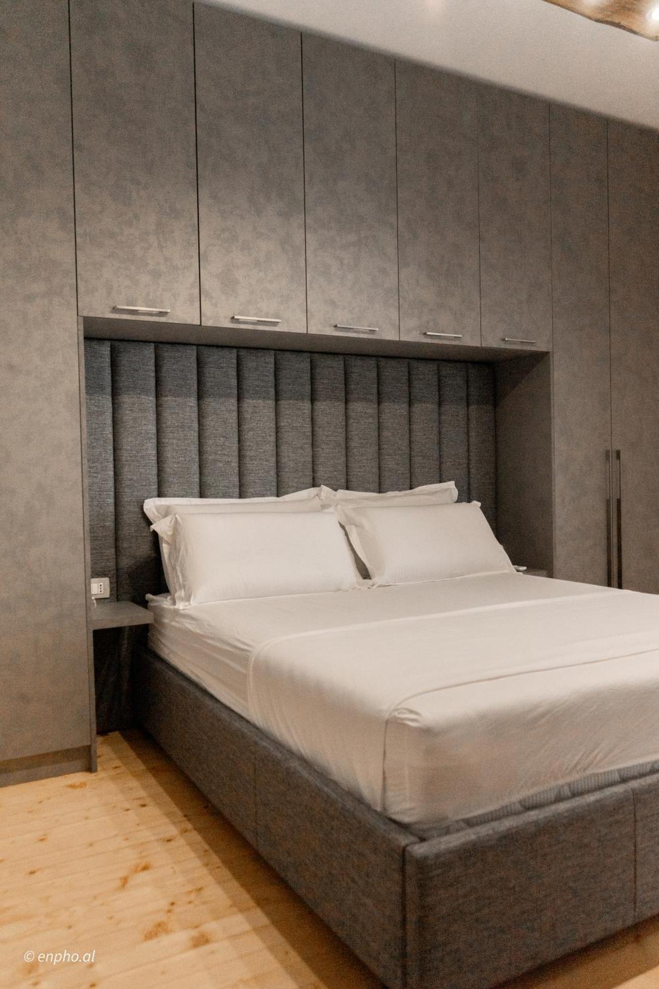 Sunhill Villa Shkodër エクステリア 写真