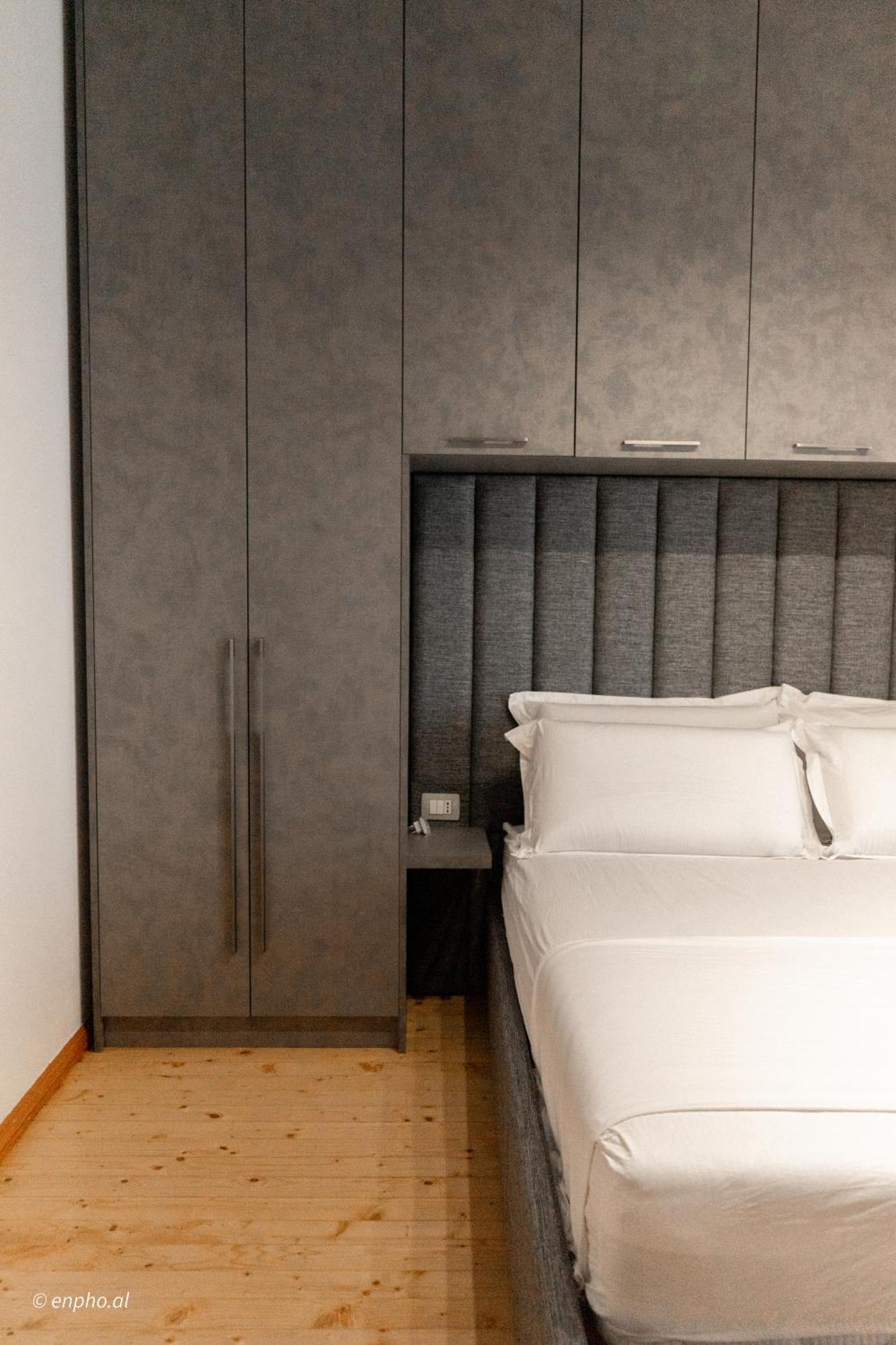 Sunhill Villa Shkodër エクステリア 写真