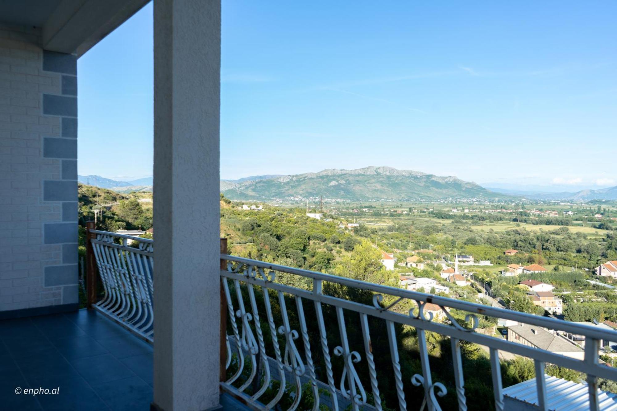 Sunhill Villa Shkodër エクステリア 写真